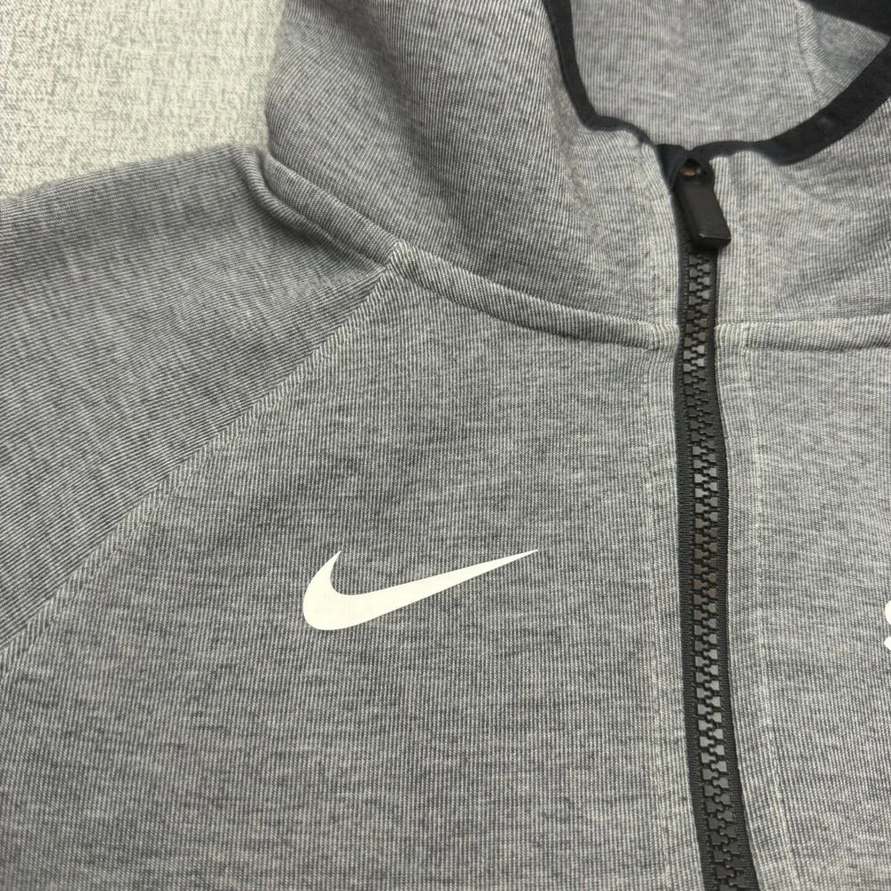 Nike Dri-FIT Youth M Sunrun Full Zip Hoodie Heather Gray Black Jacket CQ5436-032
